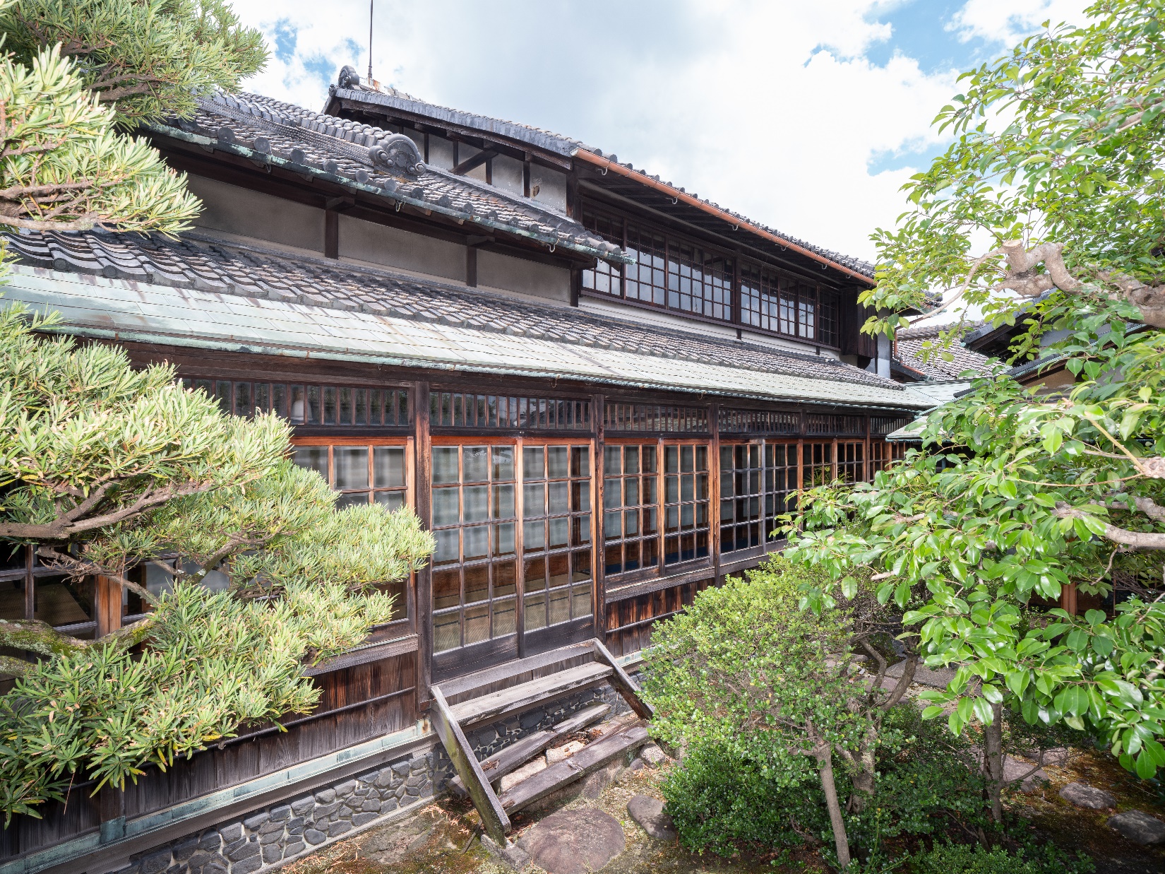 すいたうん｜JR吹田駅周辺商店街ポータルサイト | 商店街周辺観光案内