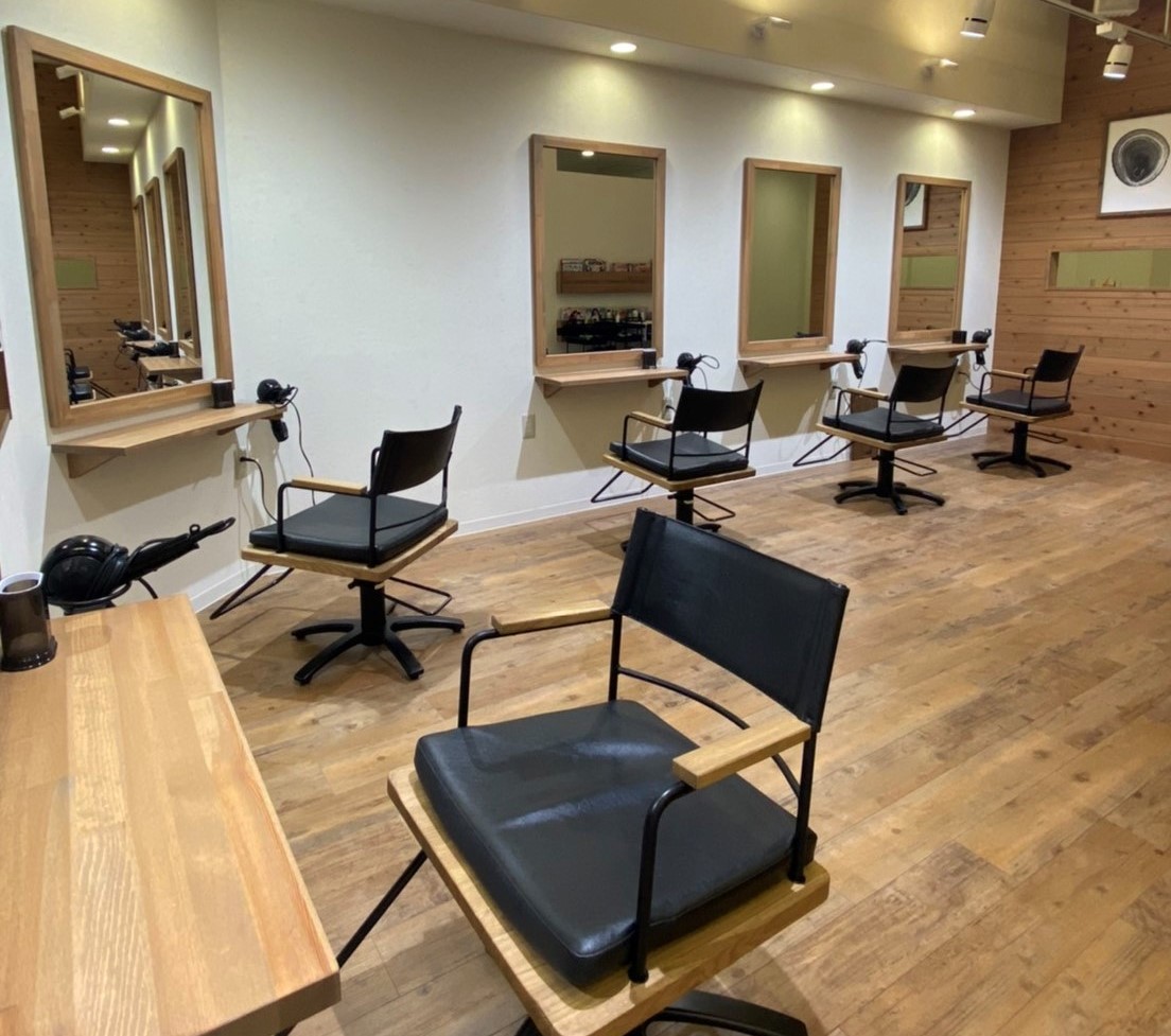 すいたうん｜JR吹田駅周辺商店街ポータルサイト | C・T・S HAIR