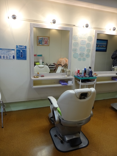 すいたうん｜JR吹田駅周辺商店街ポータルサイト | HAIR SPACE FREE