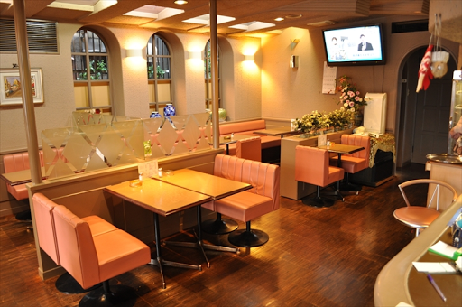 すいたうん｜JR吹田駅周辺商店街ポータルサイト | 喫茶ハロッズ