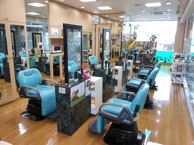 すいたうん｜JR吹田駅周辺商店街ポータルサイト | 私の美容室