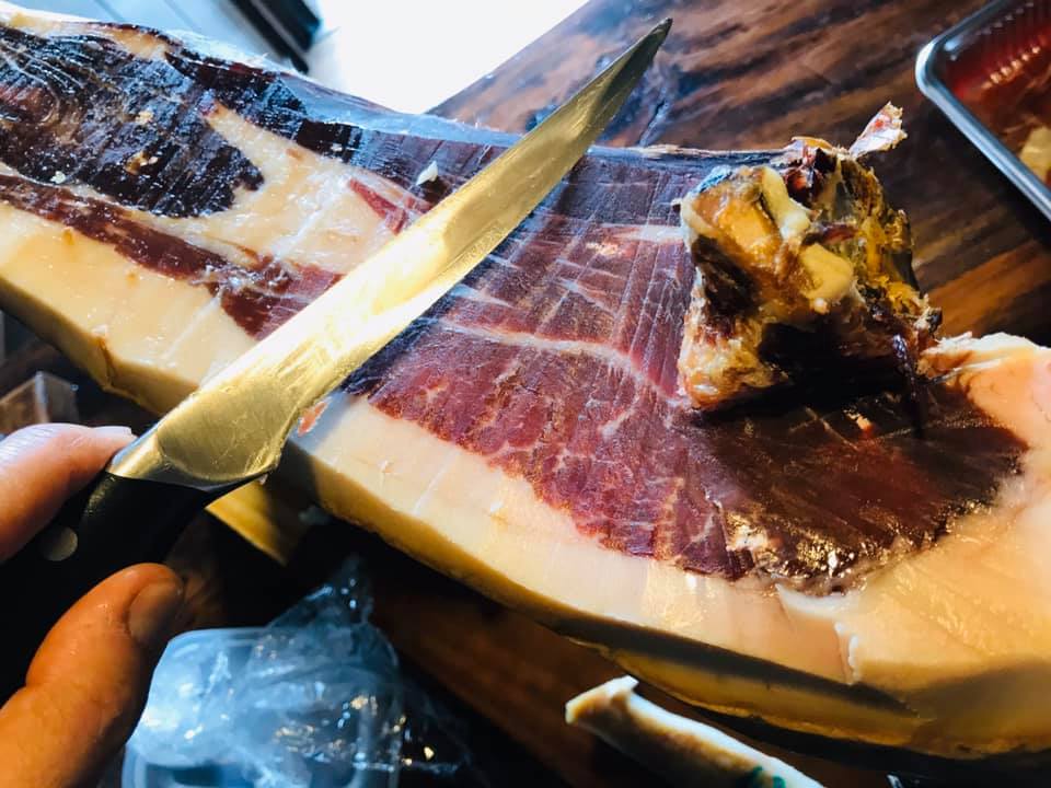 すいたうん｜JR吹田駅周辺商店街ポータルサイト | スペイン料理 BAR メソン アスタマニャーナ