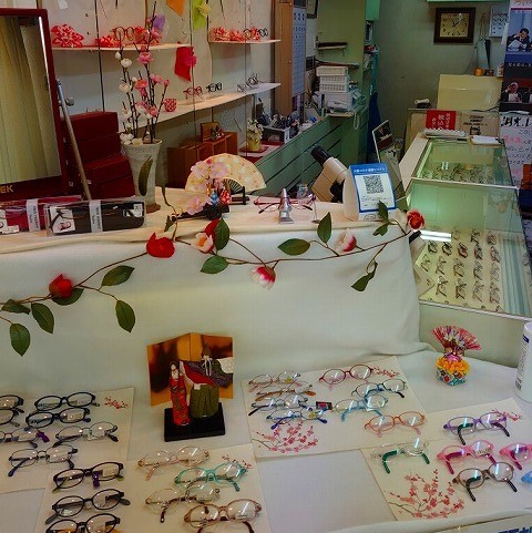 すいたうん｜JR吹田駅周辺商店街ポータルサイト | アサヒ眼鏡専門店