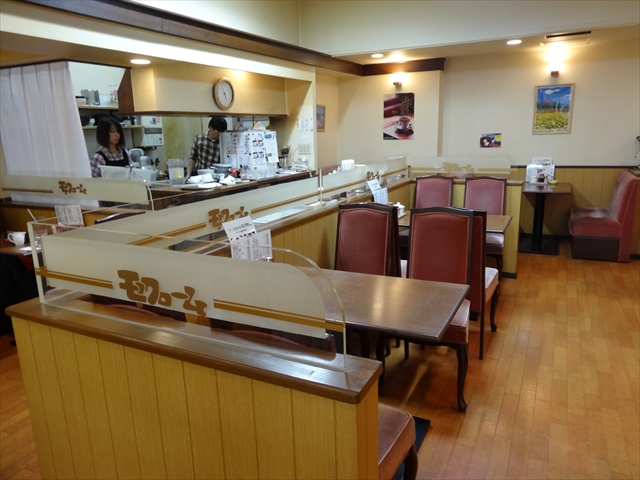 すいたうん｜JR吹田駅周辺商店街ポータルサイト | モノクローム