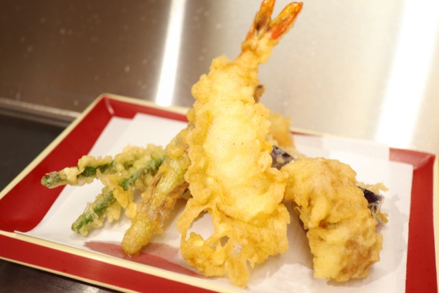 すいたうん｜JR吹田駅周辺商店街ポータルサイト | 天ぷら食堂　魚徳