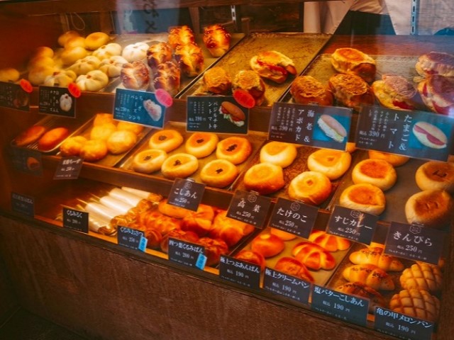 すいたうん｜JR吹田駅周辺商店街ポータルサイト | 和幸堂製パン