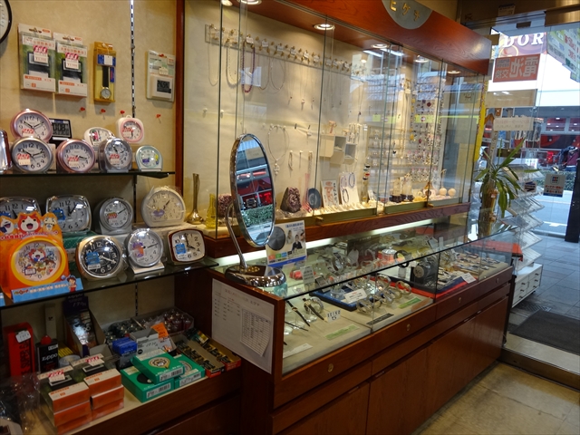 すいたうん｜JR吹田駅周辺商店街ポータルサイト | ヒグチ（宝石メガネ時計）